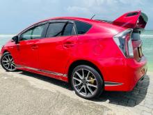 https://riyasewana.com/uploads/toyota-prius-g-121134566204.jpg