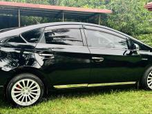 https://riyasewana.com/uploads/toyota-prius-g-1216092124572.jpg