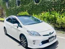 Toyota PRIUS G 2012 Car
