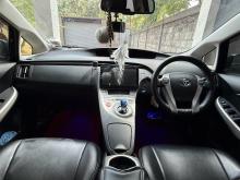 Toyota Prius G Touring 2013 Car