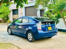https://riyasewana.com/uploads/toyota-prius-g-1413021617983.jpg