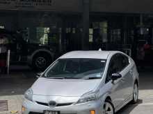 Toyota Prius G Touring Selection 2013 Car