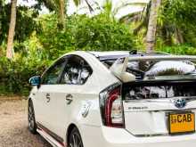 https://riyasewana.com/uploads/toyota-prius-g-151725264863.jpg