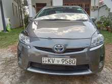 Toyota Prius G Grade 2011 Car