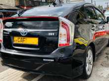 https://riyasewana.com/uploads/toyota-prius-g-18100306383.jpg