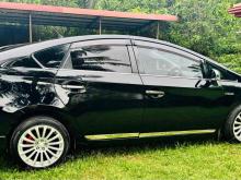 https://riyasewana.com/uploads/toyota-prius-g-1821144224392.jpg