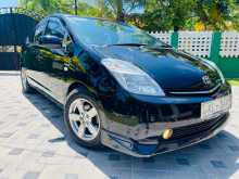 https://riyasewana.com/uploads/toyota-prius-g-2008-614153512964.jpg