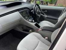 https://riyasewana.com/uploads/toyota-prius-g-2011-2310401712563.jpg