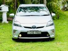 Toyota PRIUS G TOURING 2012 Car