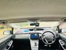 https://riyasewana.com/uploads/toyota-prius-g-2012-1521430612053.jpg