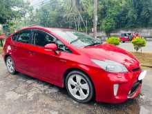 Toyota Prius G Touring 2012 Car
