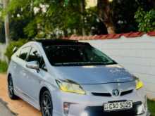 Toyota Prius G Touring 2012 Car