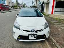 Toyota Prius G Touring 2012 Car