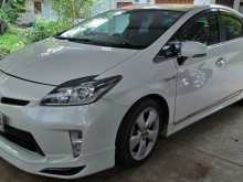 Toyota Prius G Grade 2013 Car