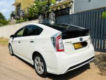https://riyasewana.com/uploads/toyota-prius-g-2013-119103512762.jpg