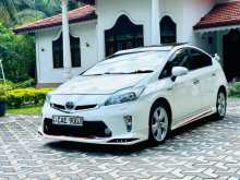Toyota PRIUS G TOURING SOLA 2013 Car