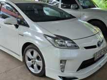 https://riyasewana.com/uploads/toyota-prius-g-2013-2710471712992.jpg