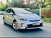 Toyota Prius G Touring 2013 Car