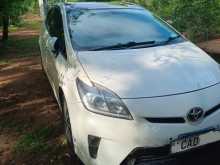 Toyota Prius G Grade 2014 Car