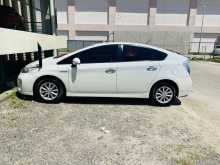 https://riyasewana.com/uploads/toyota-prius-g-2014-321555412133.jpg