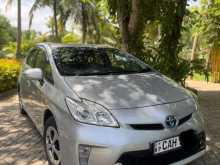 Toyota Prius G Grade 2015 Car