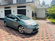 https://riyasewana.com/uploads/toyota-prius-g-2016-1710515012662.jpg