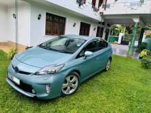 https://riyasewana.com/uploads/toyota-prius-g-2016-210063812172.jpg