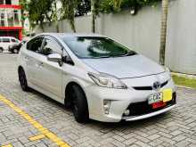 https://riyasewana.com/uploads/toyota-prius-g-210354722382.jpg