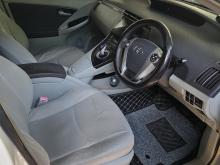 https://riyasewana.com/uploads/toyota-prius-g-2110452717806.jpg