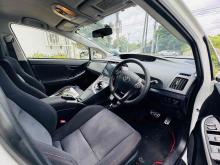 https://riyasewana.com/uploads/toyota-prius-g-2122253324321.jpg