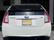 https://riyasewana.com/uploads/toyota-prius-g-22105306143.jpg