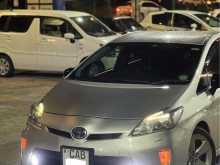 Toyota Prius G Touring Selection 2013 Car