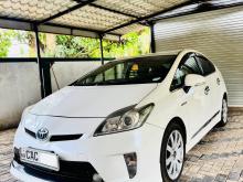 Toyota Prius G Grade 2014 Car