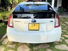 https://riyasewana.com/uploads/toyota-prius-g-221503817312.jpg