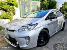 Toyota PRIUS G GRADE 2013 Car