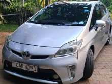 Toyota Prius G Grade 2013 Car