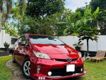 Toyota Prius G Grade 3gen 2014 Car