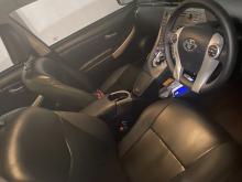 https://riyasewana.com/uploads/toyota-prius-g-28454217815.jpg