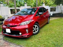 Toyota Prius G Grade 2014 Car