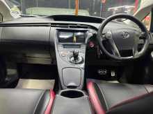 https://riyasewana.com/uploads/toyota-prius-g-313550722263.jpg