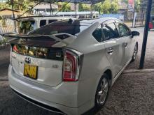 https://riyasewana.com/uploads/toyota-prius-g-31901356994.jpg