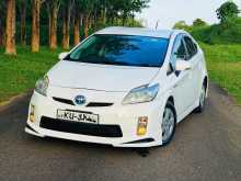 Toyota Prius G Grade 2010 Car