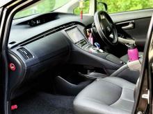https://riyasewana.com/uploads/toyota-prius-g-419420424175.jpg
