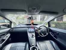 https://riyasewana.com/uploads/toyota-prius-g-512280817015.jpg