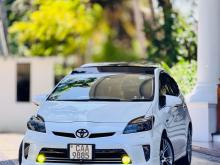 Toyota Prius G Touring Sola 2012 Car