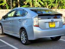 https://riyasewana.com/uploads/toyota-prius-g-82042004132.jpg