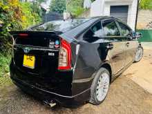 https://riyasewana.com/uploads/toyota-prius-g-grade-2117082522102.jpg