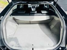 https://riyasewana.com/uploads/toyota-prius-g-grade-2117104324743.jpg