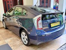 https://riyasewana.com/uploads/toyota-prius-g-touring-1221451124283.jpg