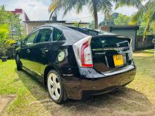 https://riyasewana.com/uploads/toyota-prius-g-touring-1821153824771.jpg